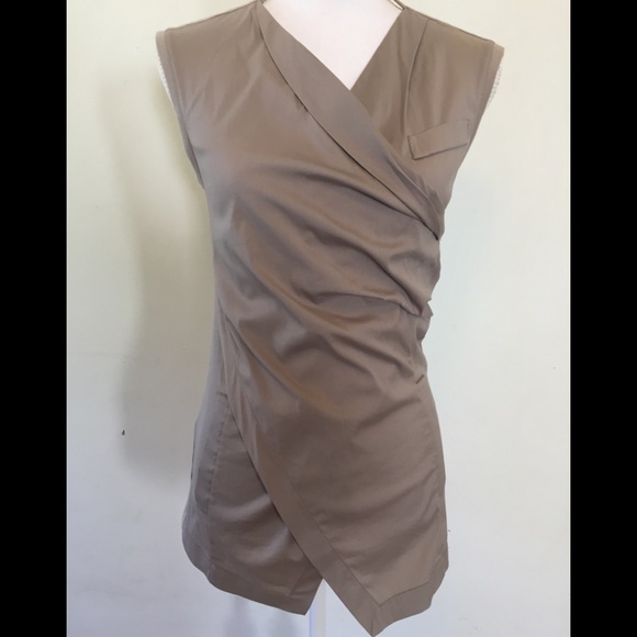 Brunello Cucinelli Tops - Brunello Cucinelli gray sleeveless top M